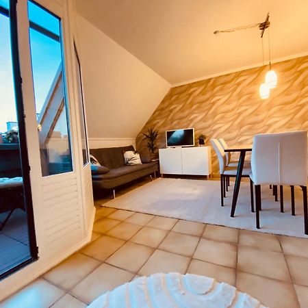 Living With Soul - Appartement Ueber Den Daechern Von Wiesbaden Esterno foto