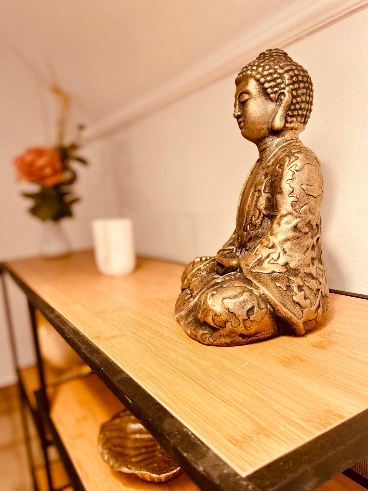 Living With Soul - Appartement Ueber Den Daechern Von Wiesbaden Esterno foto