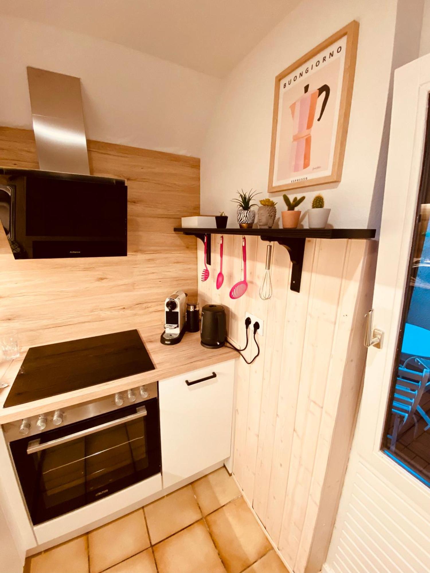 Living With Soul - Appartement Ueber Den Daechern Von Wiesbaden Esterno foto