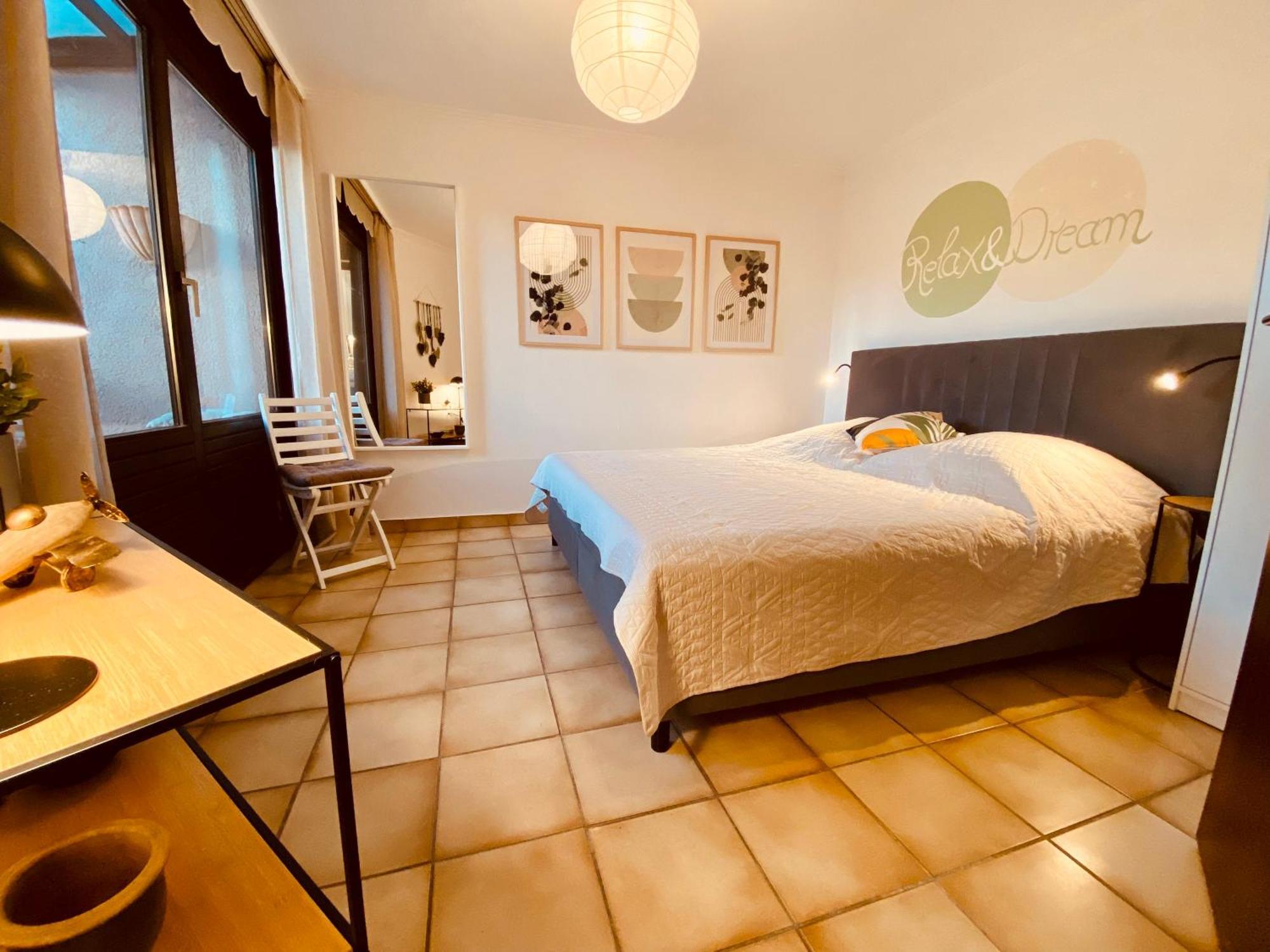 Living With Soul - Appartement Ueber Den Daechern Von Wiesbaden Esterno foto